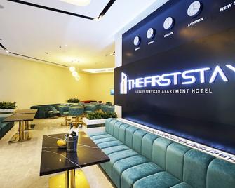 The First Stay Hotel - Hung Yen - Area lounge