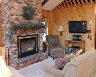 Trailside Home On Powderhorn Mountain With A Sauna - Bessemer - Living room