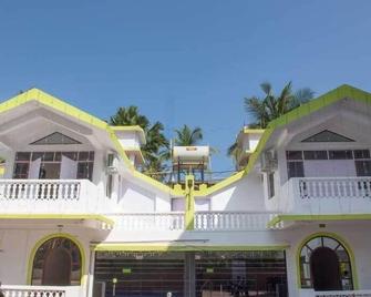 Goa Blossom Resort - Panaji