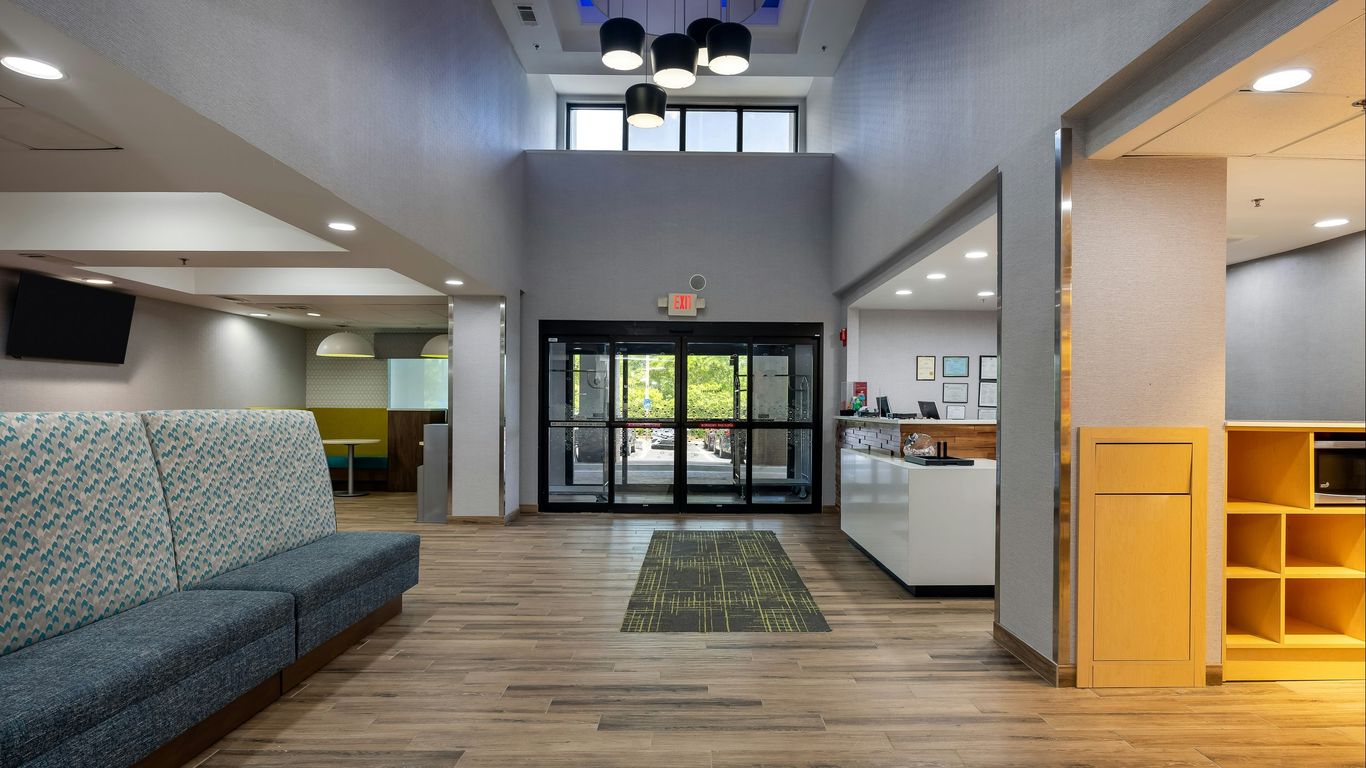 Hampton Inn & Suites by Hilton Alpharetta Roswell