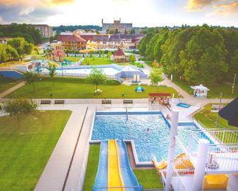 Studio in city centre, only 150 m from the thermal bath - Zalakaros - Pool