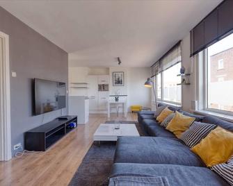 Love Rotterdam - Enjoy At Djplaces - Rotterdam - Sala de estar