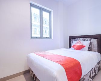 OYO 1310 Urban Residence - Yakarta - Habitación