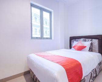 OYO 1310 Urban Residence - Yakarta - Habitación