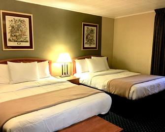 Scottish Inns Fayetteville - Fayetteville - Bedroom