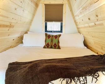 The Scout a cozy mountain cabin with million dollar view - Ironton - Habitación