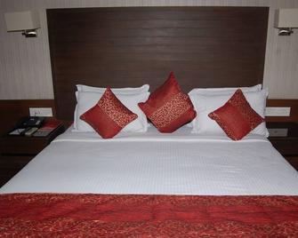 Hotel City Inn - Kakinada - Bedroom