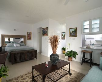 Super Studio - Smart Access Condo Near Bob Marley Museum - Half Way Tree - Bedroom