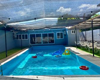 Apple Mango Resort - Silang