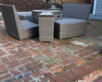 North Hill Retreat - Pendleton - Patio