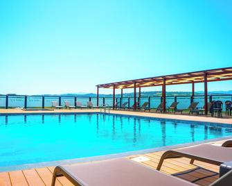 ivy Hotel Spa - Yalova - Pool