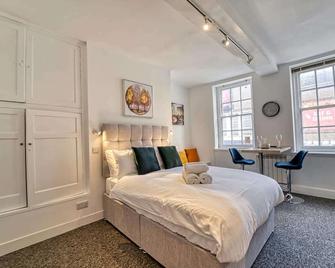 Host & Stay - Hills Apartments - Worcester - Bedroom