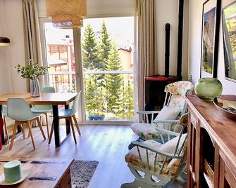 Formigal, Great apartment: Family skiing - up to 6 pax - Sallent de Gállego - Sala de estar