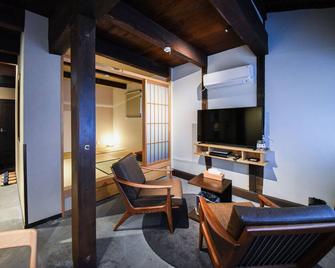 4s Stay Awaikeda Honmachi Street - Miyoshi - Living room