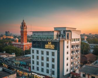 Hotel Metro Park Inn - Coimbatore - Rakennus