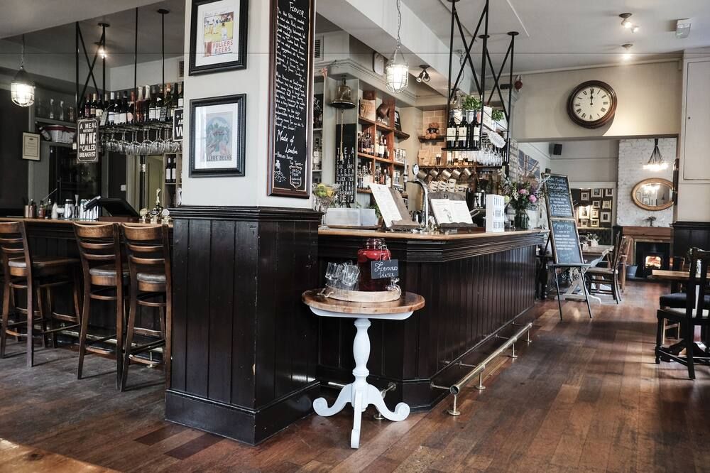 Swan Hotel - Arundel - Bar