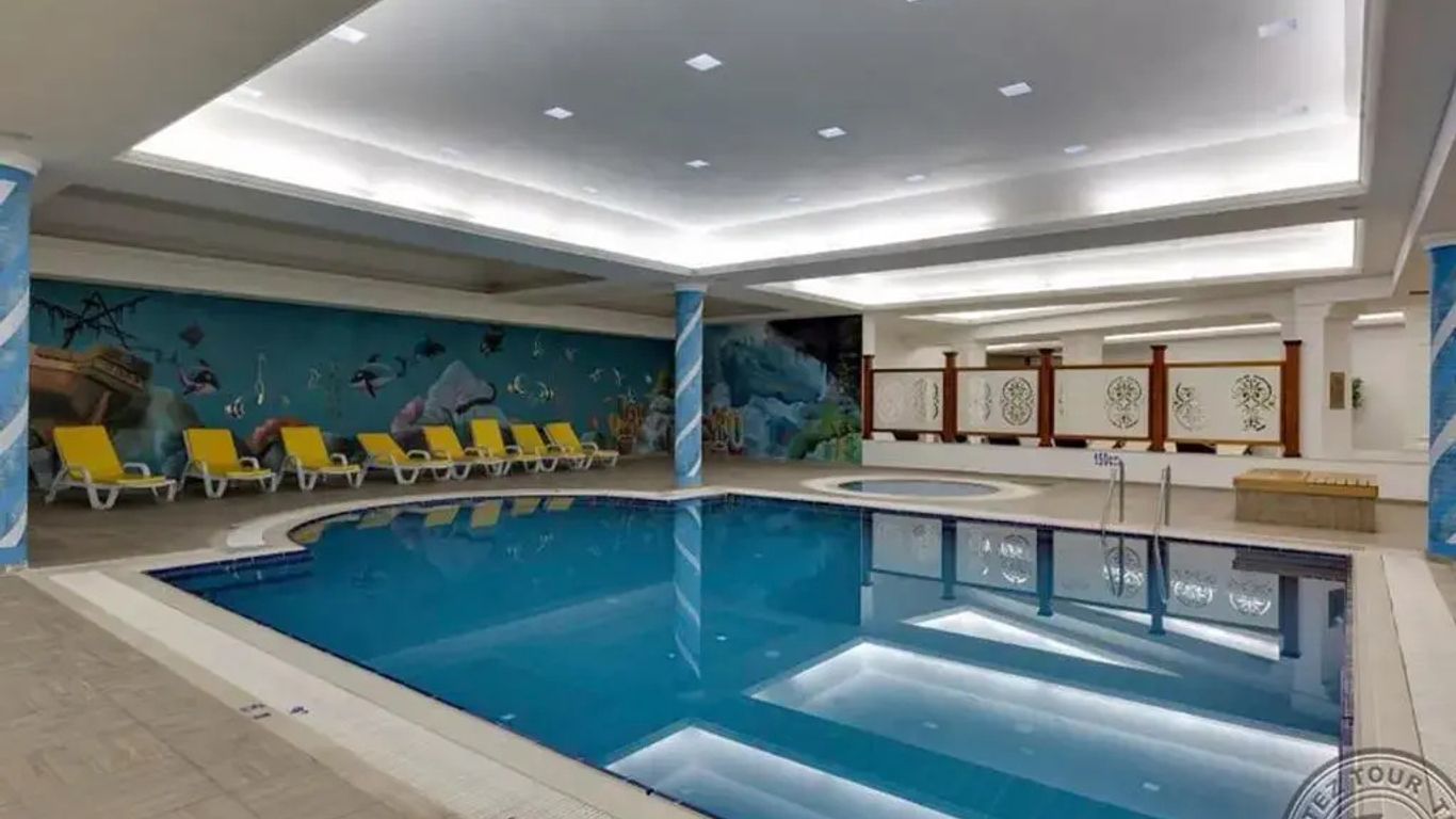 Grand Mir'Amor Hotel