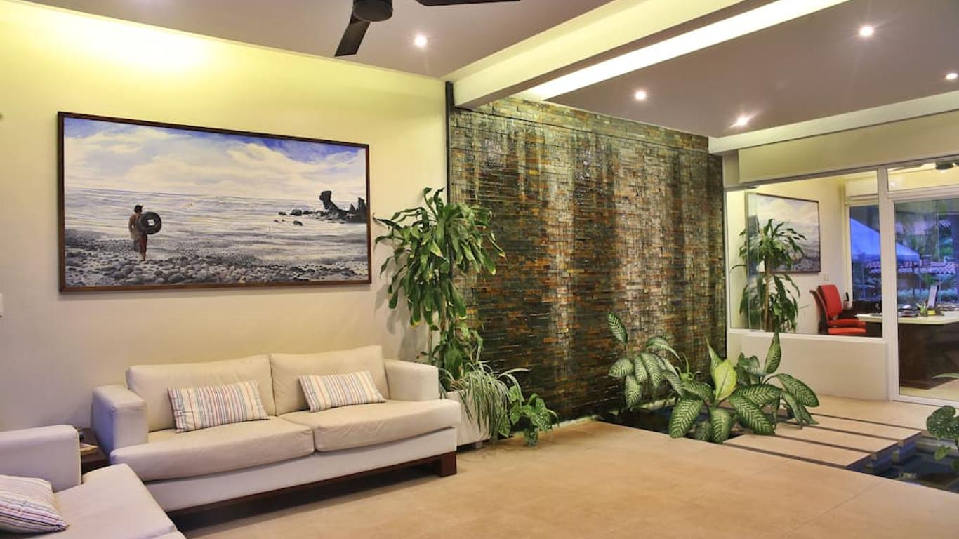 Boca Olas Resort Villas