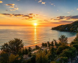 Holiday Inn Resort Phuket Karon Beach By IHG - Karon
