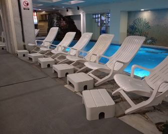 Capsule inn Osaka - Caters to Men - Osaka