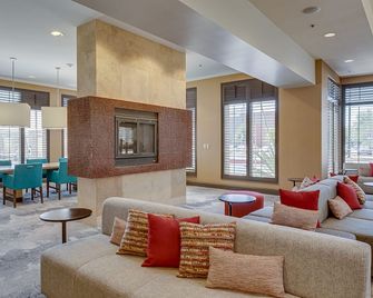 Hilton Garden Inn Phoenix Airport North - פיניקס - לובי