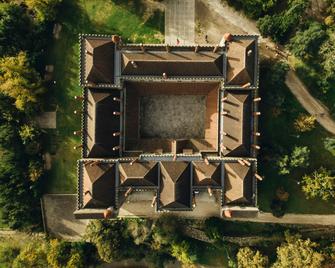 Villa Hotel Guimarães - Guimarães - Edifício