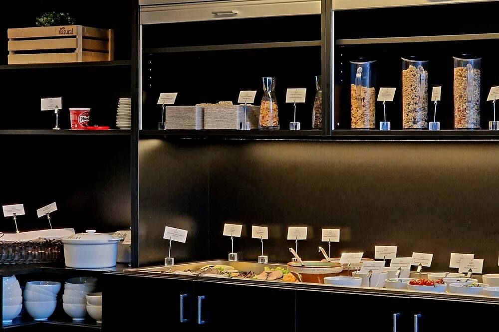 Vertshuset Roros, WorldHotels Crafted - Røros - Buffet