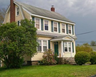 The Tallwood Motel - Wells - Edificio