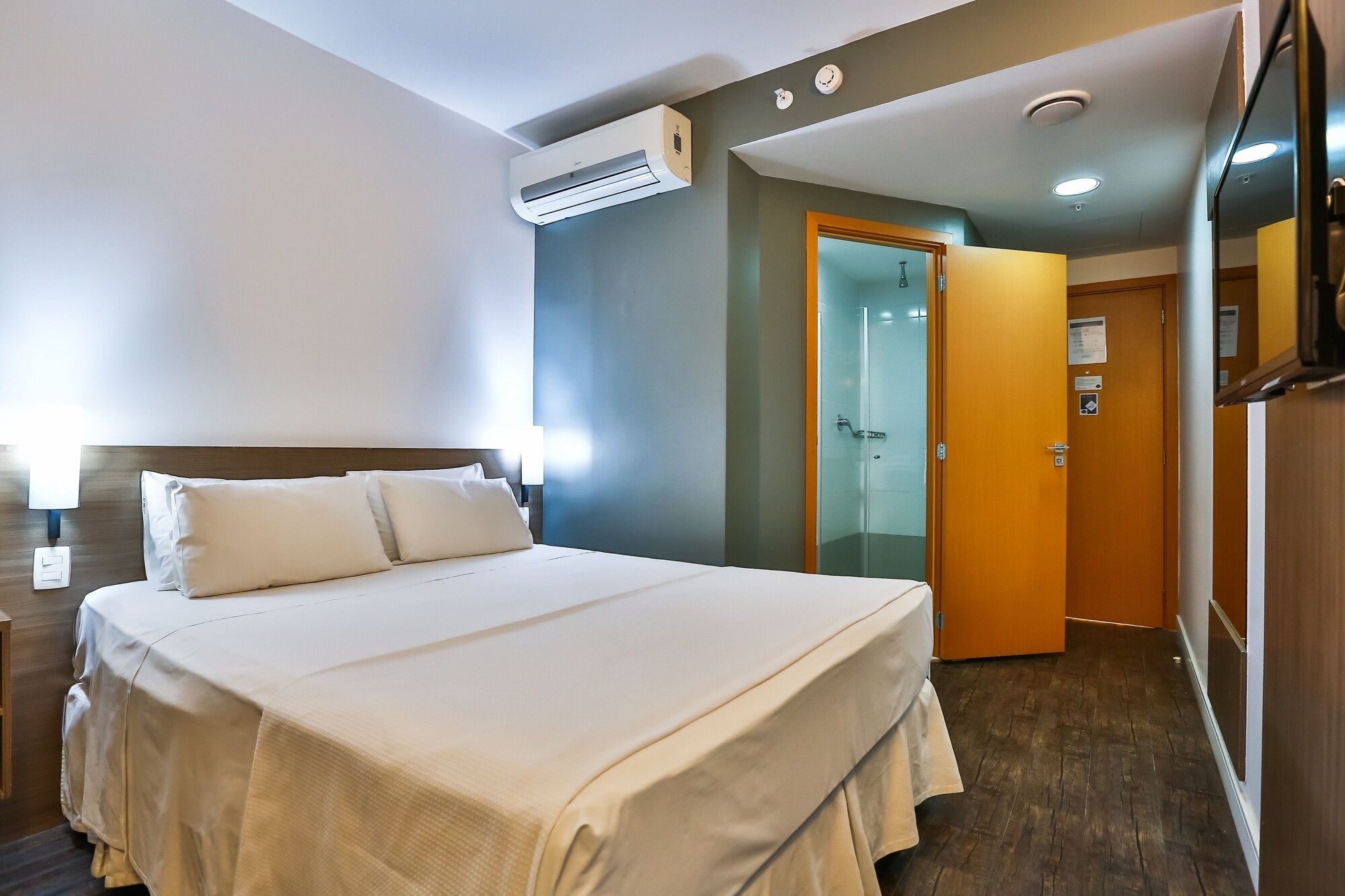 سان دييجز إكسبرس بارو بريتو - بيلو هوريزونت - غرفة نوم