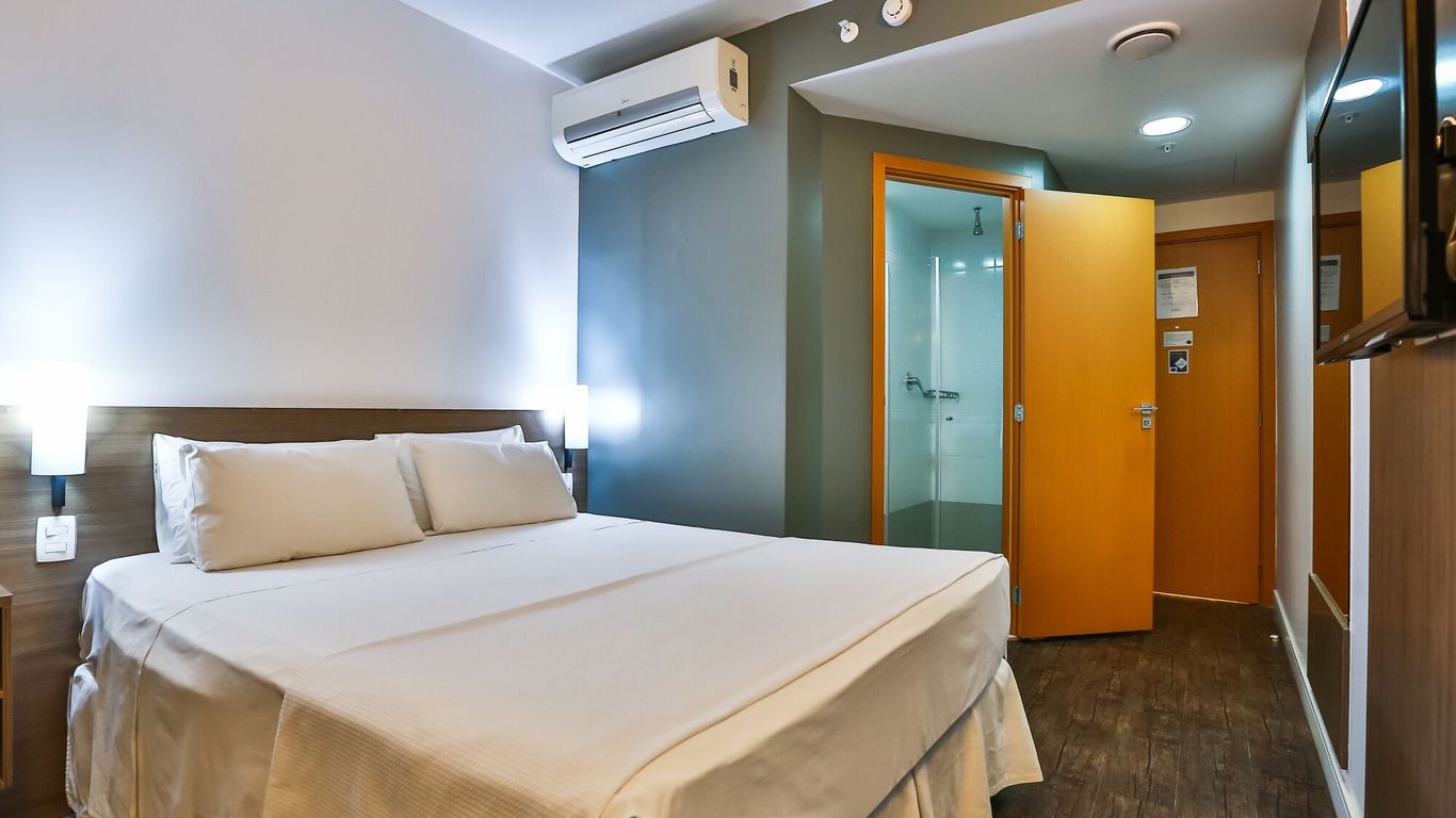 San Diego Express Barro Preto