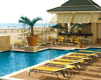 Ocean Beach Club and Oceanaire is the nicest resort in Virginia Beach - 4 stars - Virginia Beach - Piscina