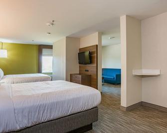 Holiday Inn Express Hotel & Suites Swansea - Swansea - Bedroom
