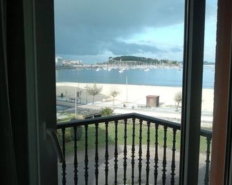 Bahia Bayona - Bayona - Balkon