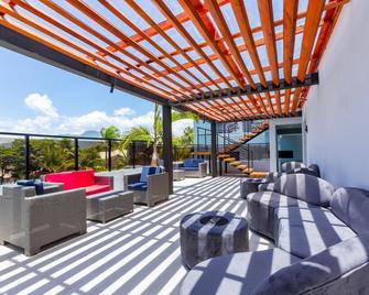 Skylight Suites Restaurant Bar - Puerto Plata - Patio