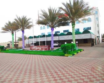 Hotel Summersands - Seeb - Building