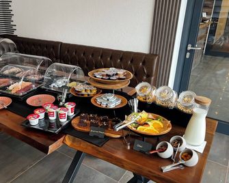 Jg Hotel Antoniergasse - Memmingen - Buffet