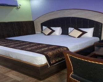 Hotel Grand SM Regency - Darbhanga - Bedroom
