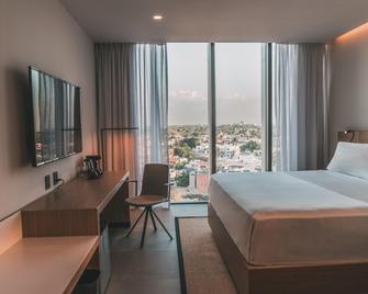 クラウンプラザ メリダ by IHG - メリダ - 寝室