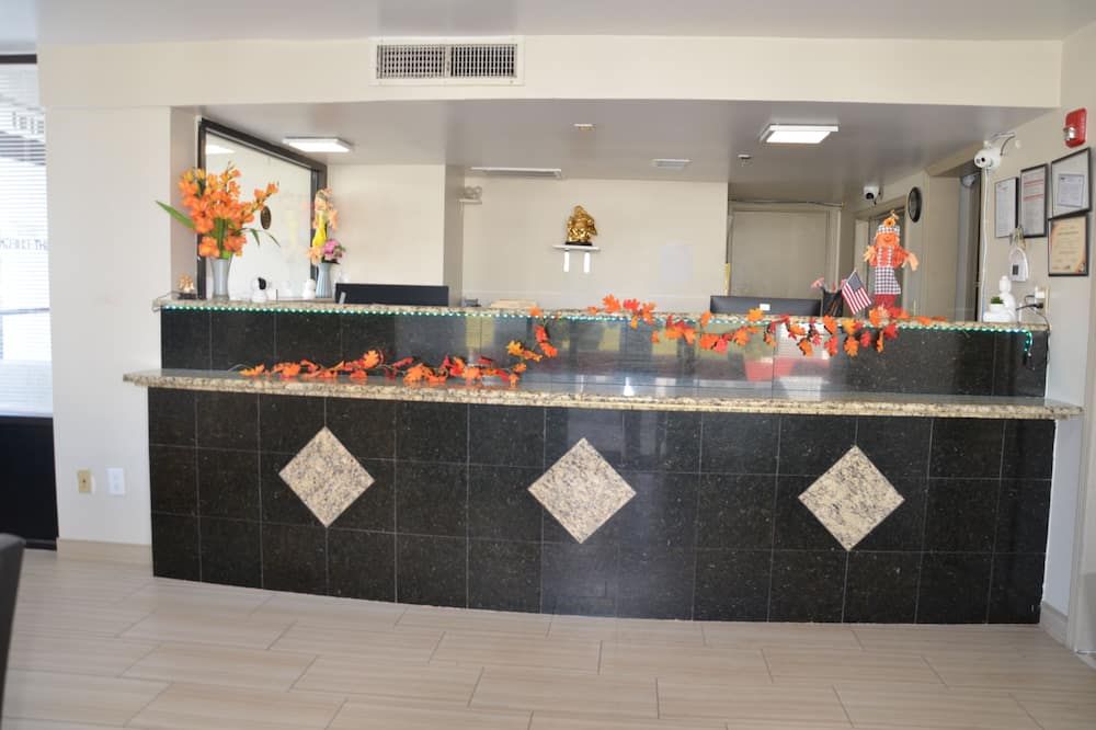 My Home & Suites Covington - Covington - Rezeption