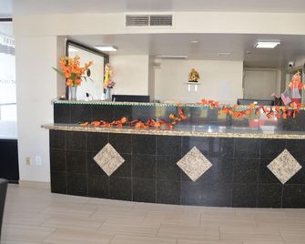 My Home & Suites Covington - Covington - Rezeption