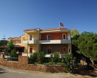 Sunrise Hotel - Agia Ermioni - Gebouw