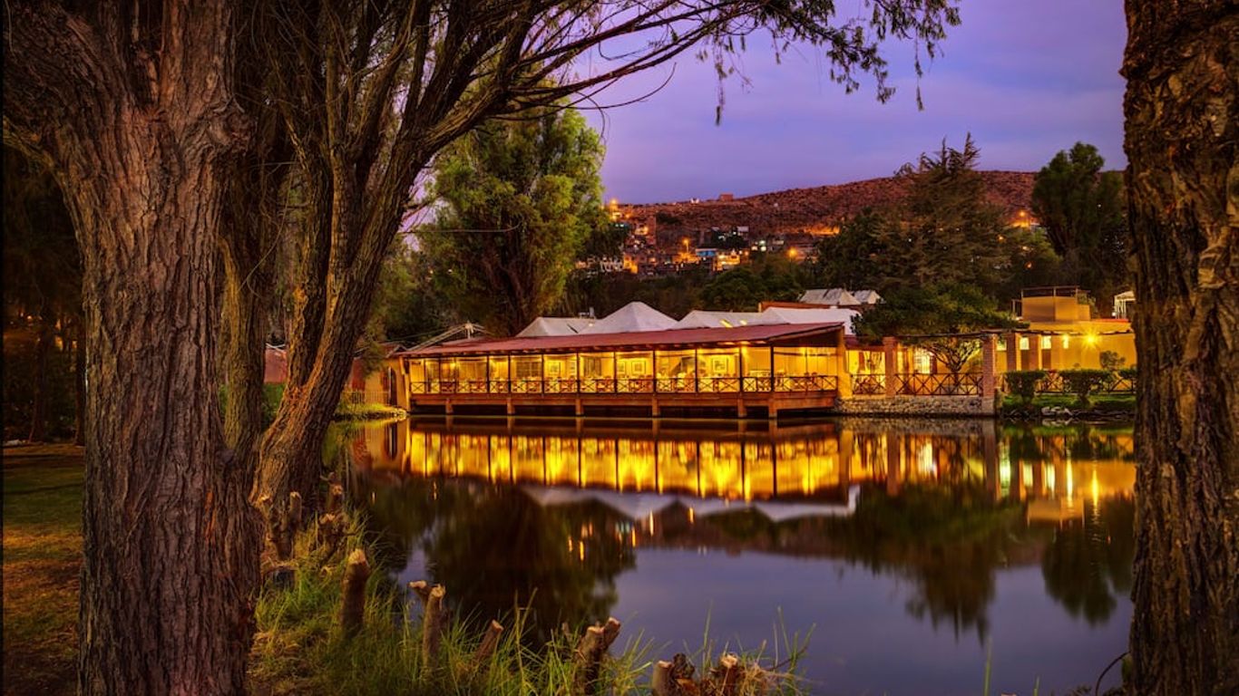 Hotel El Lago By Luoxo