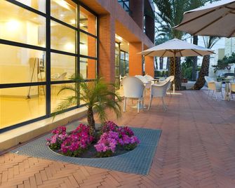 هوتل إل بالميرال - بندورم - شرفة مرصوفة