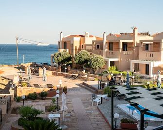 Sun Village Hotel Apartments - Agia Ermioni