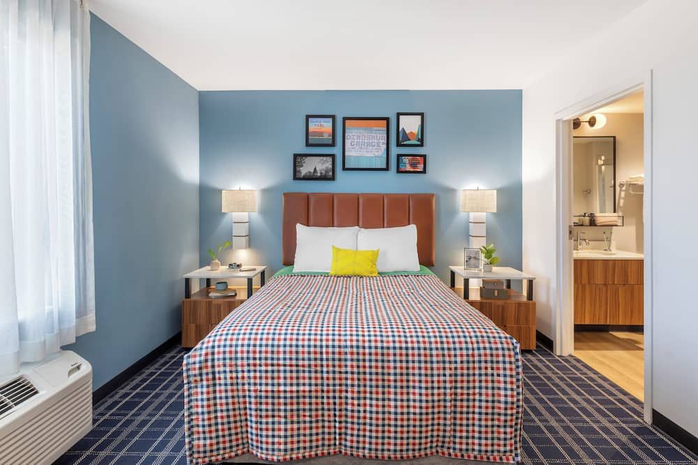Uptown Suites Concord - קונקורד - חדר שינה