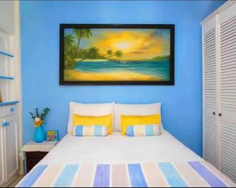 'blue Sea' - Small & Cozy Studio Apartment - Oistins - Спальня