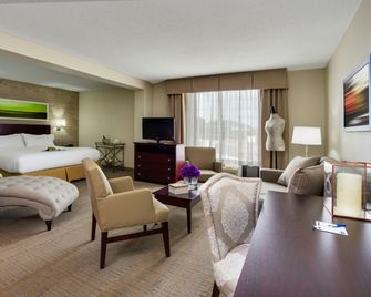 Holiday Inn Express Wilkesboro By IHG - Wilkesboro - Ložnice