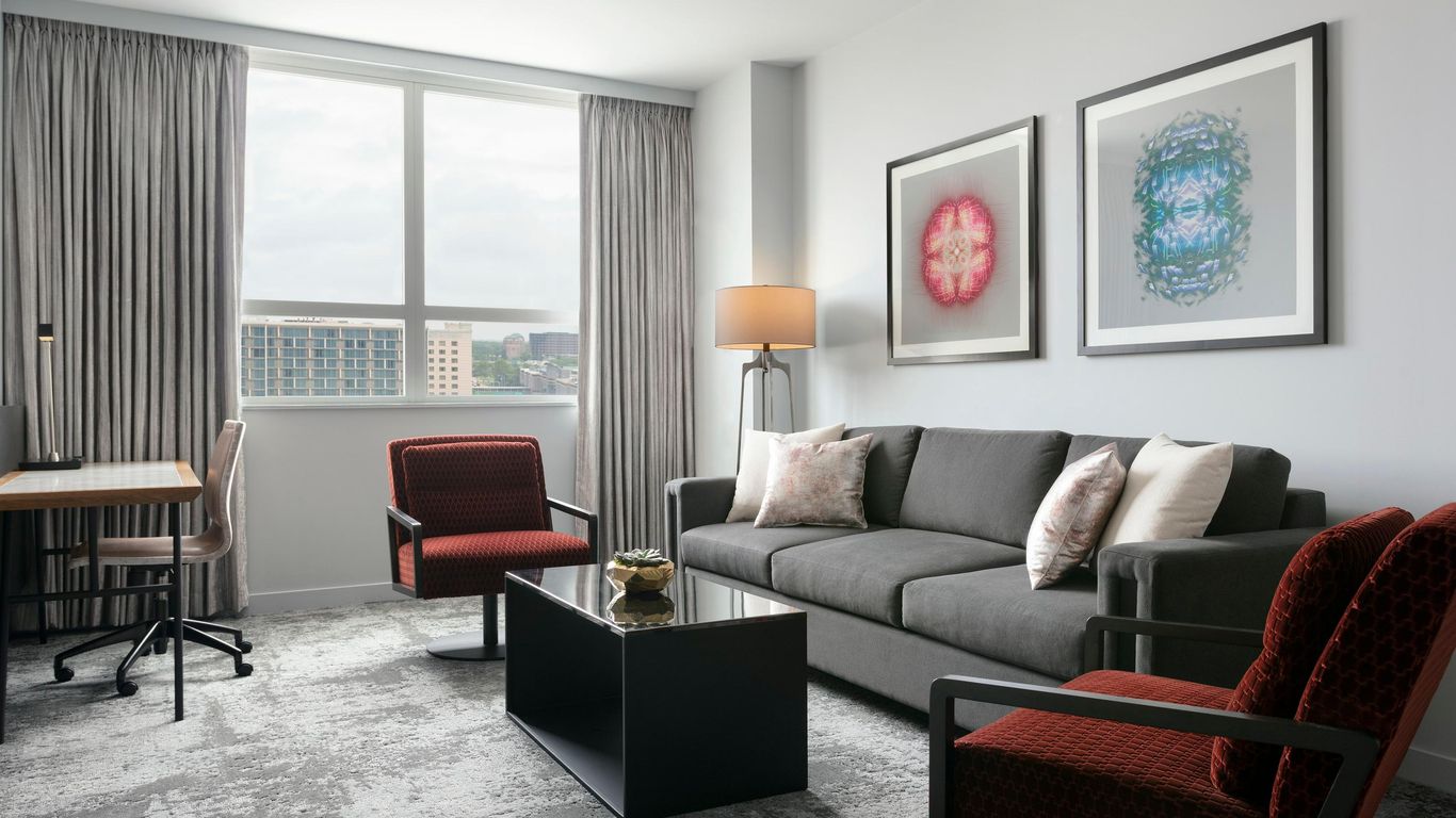 Loews Chicago O'Hare Hotel