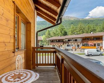 Apartment Lore by Interhome - Sölden - Balkon