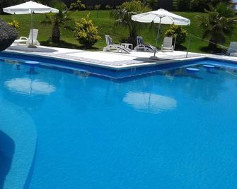 Palmeras Beach Hotel - Chihuahua - Zwembad